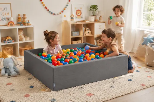 Zanurzone w kolorach – dlaczego dzieci uwielbiają suche baseny z małymi piłeczkami?