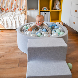 KiddyMoon Piankowy plac zabaw PPZP-OK30D-122 z piłeczkami Zabawka plac zabaw, jasnoszary: perła-szary-transparent-babyblue-mięta