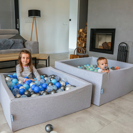 KiddyMoon Suchy basen trójkątny z piłeczkami 7cm Zabawka basen piankowy, jasnoszary: perła-niebieski-babyblue-transparent-srebrny