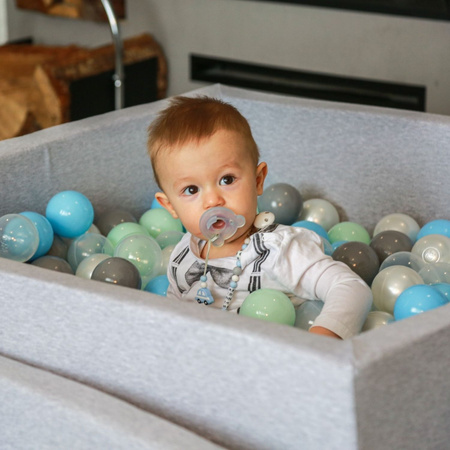 KiddyMoon Suchy basen kwadratowy z piłeczkami 7cm 120x30 Zabawka basen piankowy, jasnoszary: perła-szary-transparent-babyblue-mięta