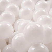 700