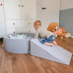 KiddyMoon Piankowy plac zabaw PPZP-OK30D-112 z piłeczkami Zabawka plac zabaw, jasnoszary: perła-szary-transparent-babyblue-mięta