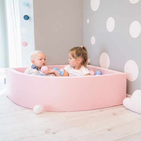 KiddyMoon Suchy basen trójkątny z piłeczkami 7cm Zabawka basen piankowy, jasnoszary: szary-biały-róż